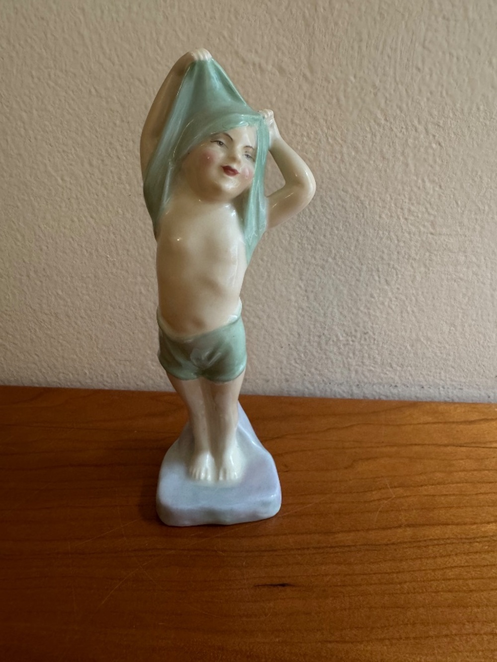 Vintage Royal Doulton Porcelain Child Figurine 'To Bed'